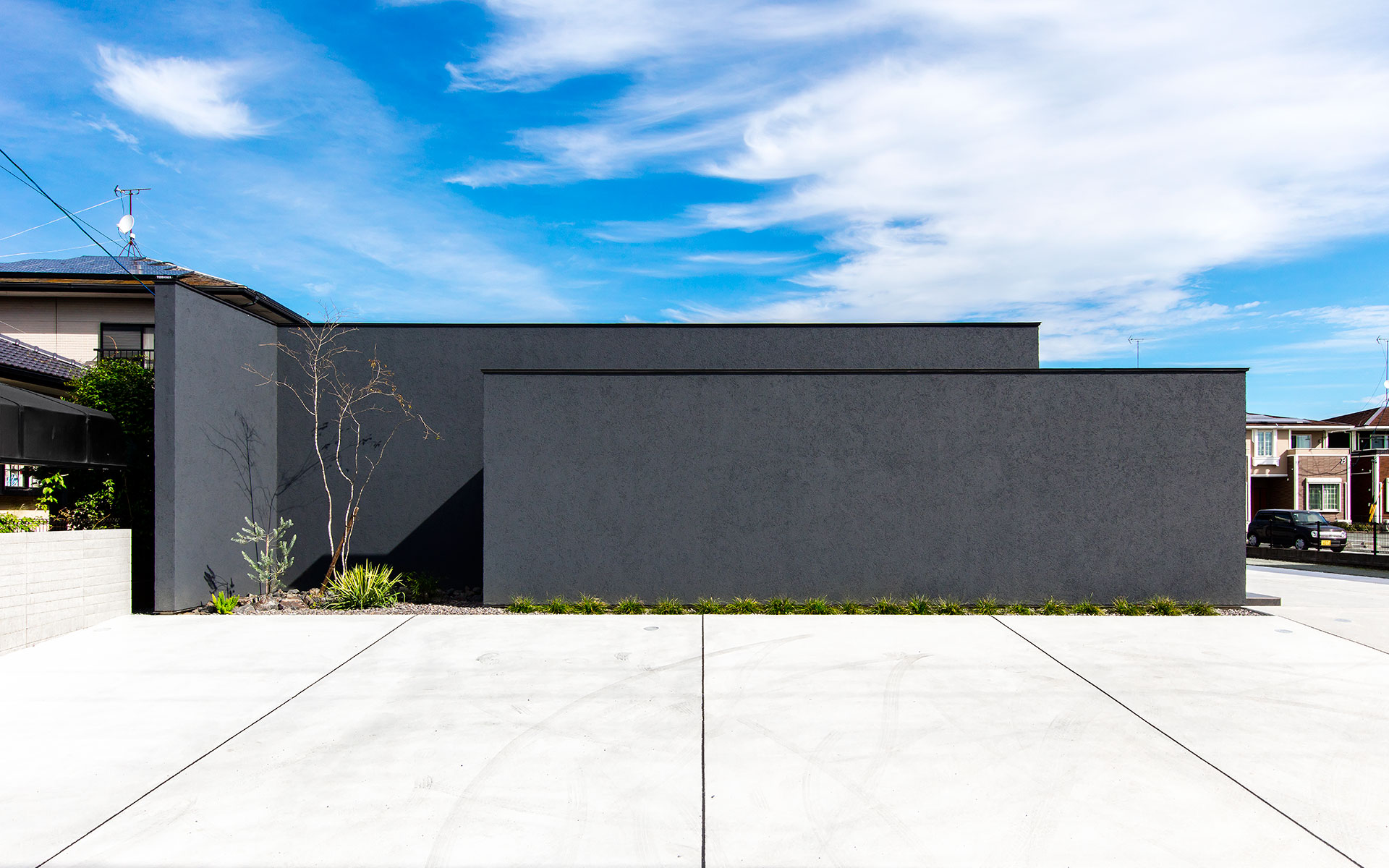 三重県多気郡に建つ中庭のある家の外観写真